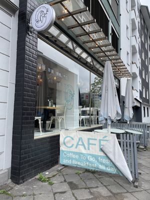 Outsidee  at Buur Deli in Dusseldorf