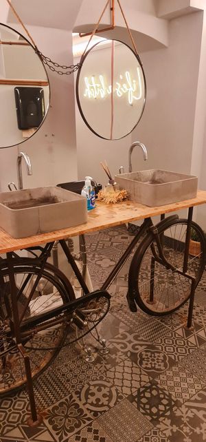  at Buur Deli in Dusseldorf