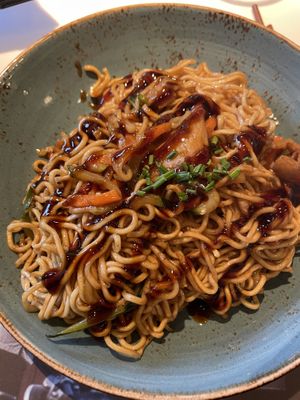 Heura yakisoba  at UDON - Splau in Barcelona