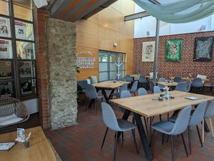 Innen at DenkMahl Rösterei in Poessneck