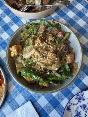 See Ew  at Norah - Belmont in Portland