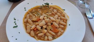 Fabada vegana at Agora  in Llanes