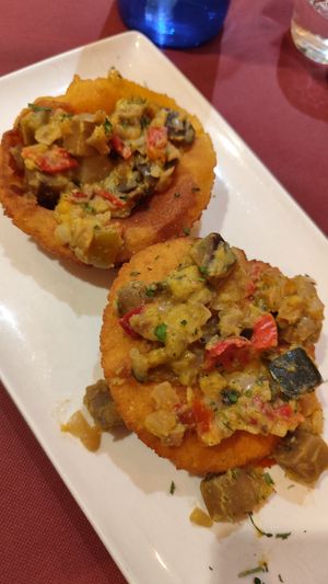 Tortos con pisto at Agora  in Llanes