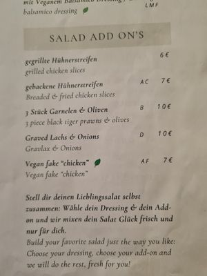 Vegan fake chicken salad at Deins & Meins in Zell Am See