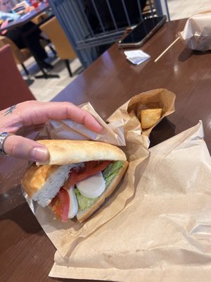   at HND - Bar Rage - T3 in Tokyo