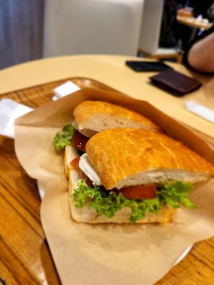  at HND - Bar Rage - T3 in Tokyo