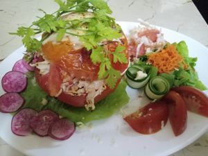 Este. El mejor tomate asado de toda Trinidad at Restaurante Diverso Trinitario in Trinidad