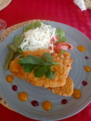 Milanesa de garbanzo at Restaurante Diverso Trinitario in Trinidad