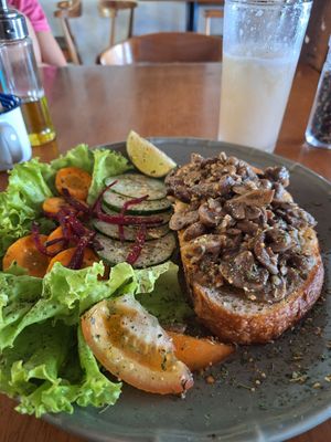 Toast de cogumelos at Restaurante Café Paraty in Paraty