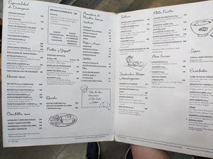 Small v for 100% vegano (bottom left) at MEX - Le Pain Quotidien - T1 in Mexico City