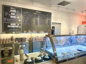 Menu  at Jeni's Ice Creams in Addison