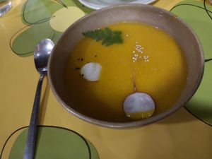 Vegan menu soupe at In Motion in Bertree