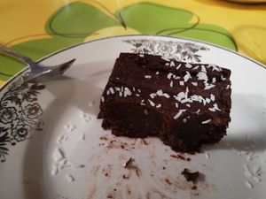 Excellent vegan brownie at In Motion in Bertree