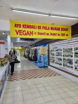 Entrance ~ 27/4/24 at Kehidupan Tidak Pernah Berakhir in Bandung