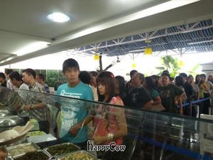 many people now want to eat vegan food at Kehidupan Tidak Pernah Berakhir in Bandung