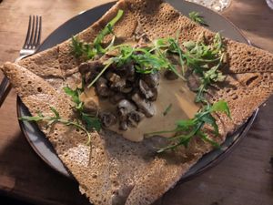 Galette Champignons at Restaurant Jules Verne in Koenigswinter