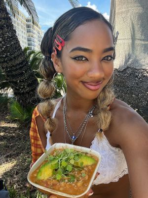 Dat Bombay - Chana Masala (Chickpea Stew)  at Erawtica Loving Foods in Miami
