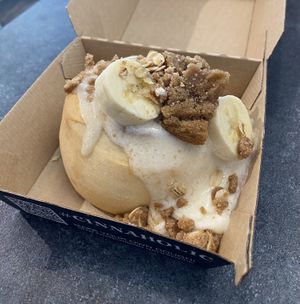 Crème brûlée frosting with banana, pic crumble, and cinnadoodle cookies bites   at Cinnaholic in Gallatin