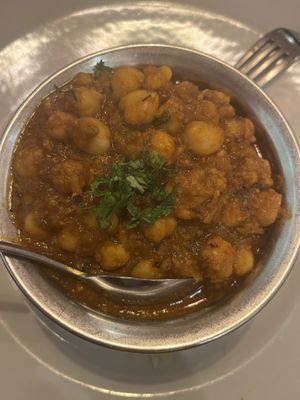 LAZEEZ CHOLE MASALA  at Taj Mahal in Bogota