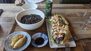 Que suerte encontrarla! at Lan's Kitchen in Jeju