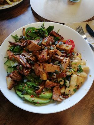  at Mama Earth Restaurant - Pop Up in Solihull