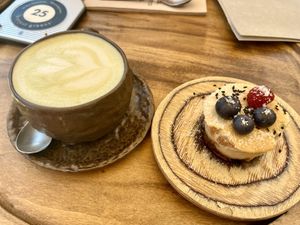   at Honest Greens - Caleido in Madrid