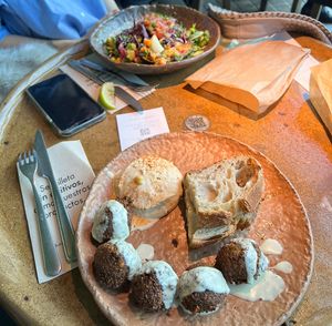   at Honest Greens - Caleido in Madrid