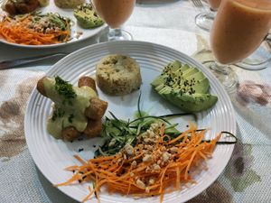 Menu of the day - main dish, served with smoothie. Also comes with desert (cupcake) at A la Antigua in Bogota