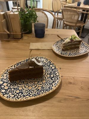 Caramel and kiwi cake  at Vita Rama in Sofia