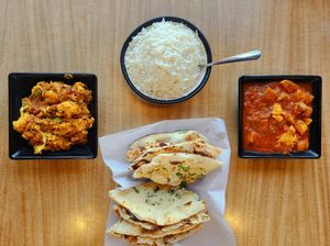 Aloo Gobi, Garlic Naan, Curry (Tofu, Potato, Cauliflower), Rice at Great Taste Indian and More in Highlands Ranch