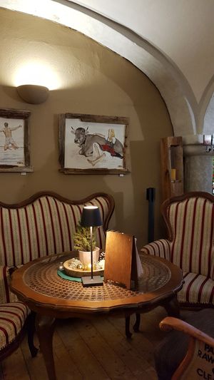 Quirky interior at Kaffeerösterei Martermühle in Assling