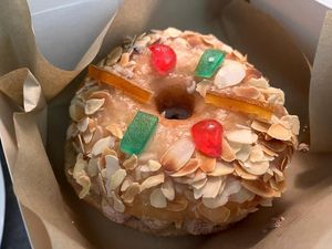 Roscón Doughnut at VegAmazing Doughnuts - Tirso de Molina in Madrid