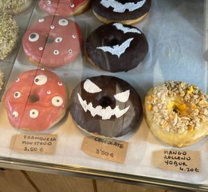  at VegAmazing Doughnuts - Tirso de Molina in Madrid