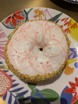 Cherry and white chocolate donut at VegAmazing Doughnuts - Tirso de Molina in Madrid
