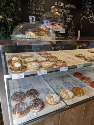 selection at VegAmazing Doughnuts - Tirso de Molina in Madrid