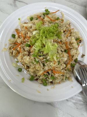 Fried ricee  at We Best Vegetarian Food 素非凡餐厅 in Yong Peng