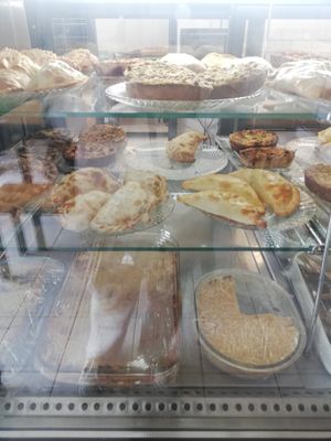 Cibo at La Roti - Food Store in El Chalten