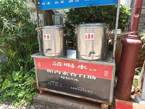 Warm water and Mountain spring water at Yi Ran Tang Vegetarian Buffet in Dali