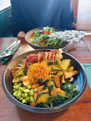 Red curry soup & monk bowl   at Greentable in Hamburg