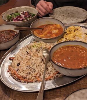 Veganer gemischter Teller für Zwei Personen at Luisengarten in Wurzburg