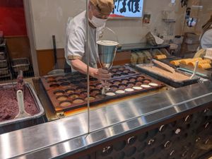  at Gozasoro 御座候 新大阪駅店 in Osaka