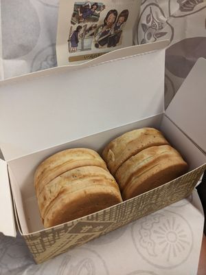  at Gozasoro 御座候 新大阪駅店 in Osaka