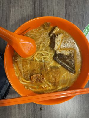 Laksa (vegan option available)  at Tong Xin Vegetarian - 同心素食 in North Singapore
