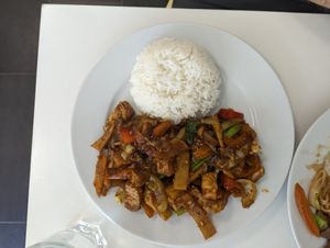 Tofu lemongrass at Loving Hut in Helsinki