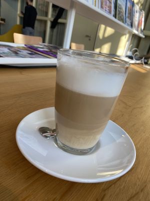   at Luxe Lezen Leescafé in Den Helder