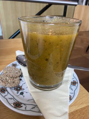 Lentil soup  at Luxe Lezen Leescafé in Den Helder