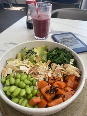 Poke bowl  at Bel'mare Gastrobar in Faro