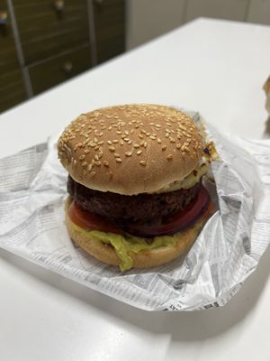 Very tasty hamburger   at Míleljos Vegan in Alicante