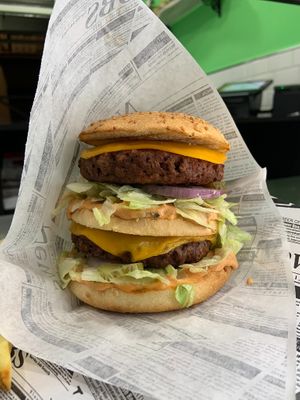 Magnijos Vurger at Míleljos Vegan in Alicante