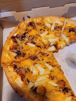 Vegan BBQ chicken pizza with pineapple at Parrot Pizza Worcester in Worcester